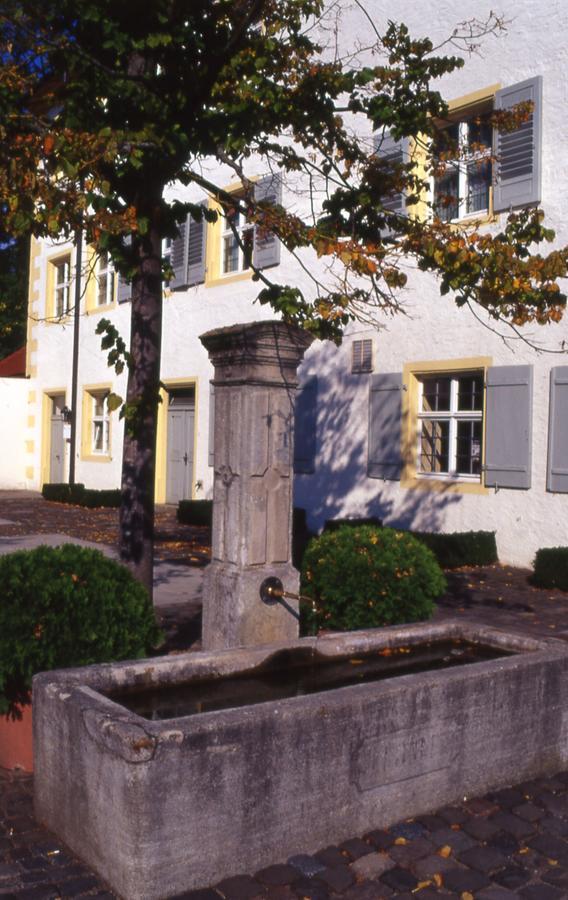 Markgraeflich Badischer Gasthof Schwanen Salem  Zewnętrze zdjęcie